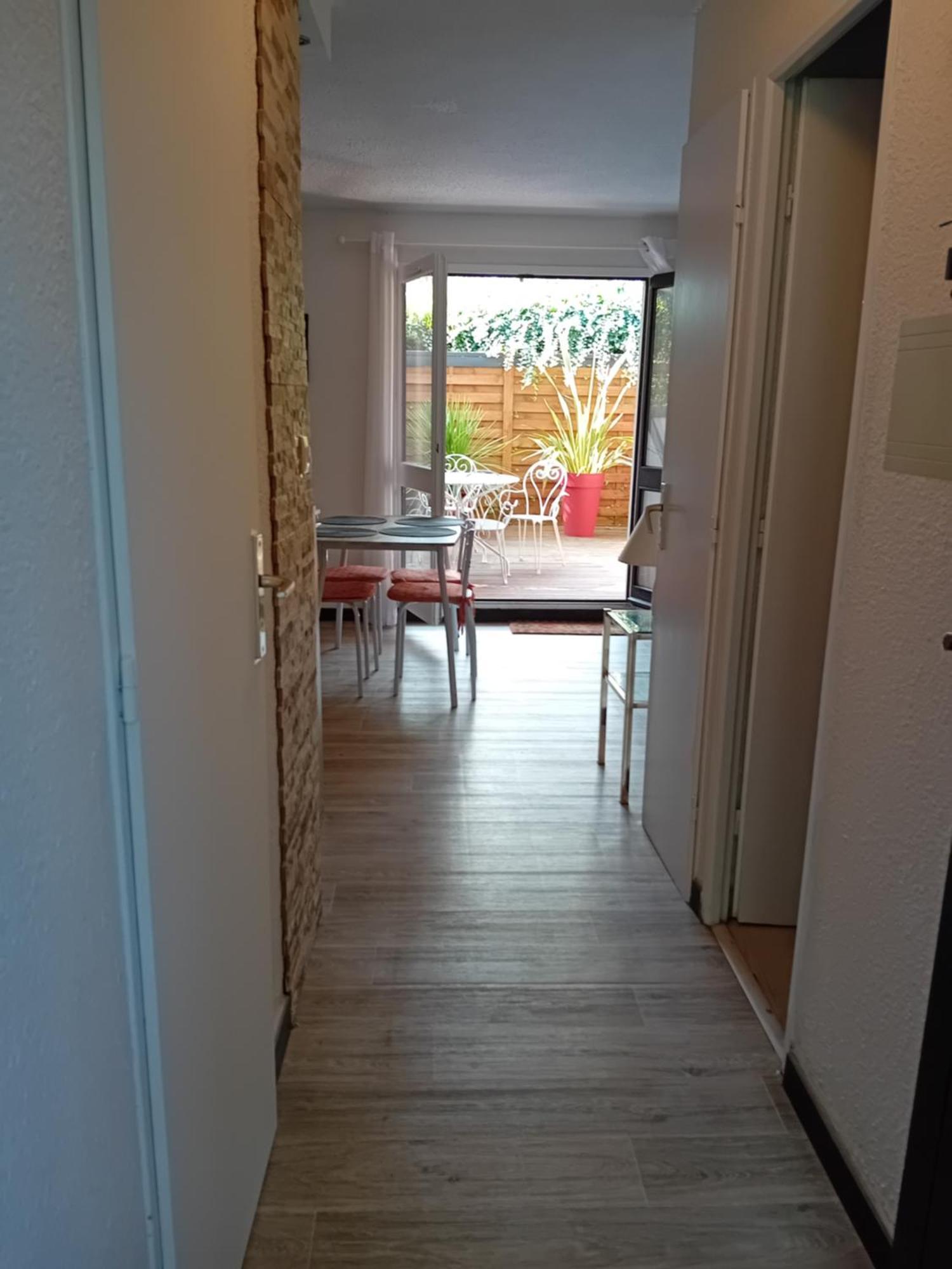 Cabourg Agreable T2 Residence Calme - Terrasse 20M2 - Animaux Bienvenus ภายนอก รูปภาพ